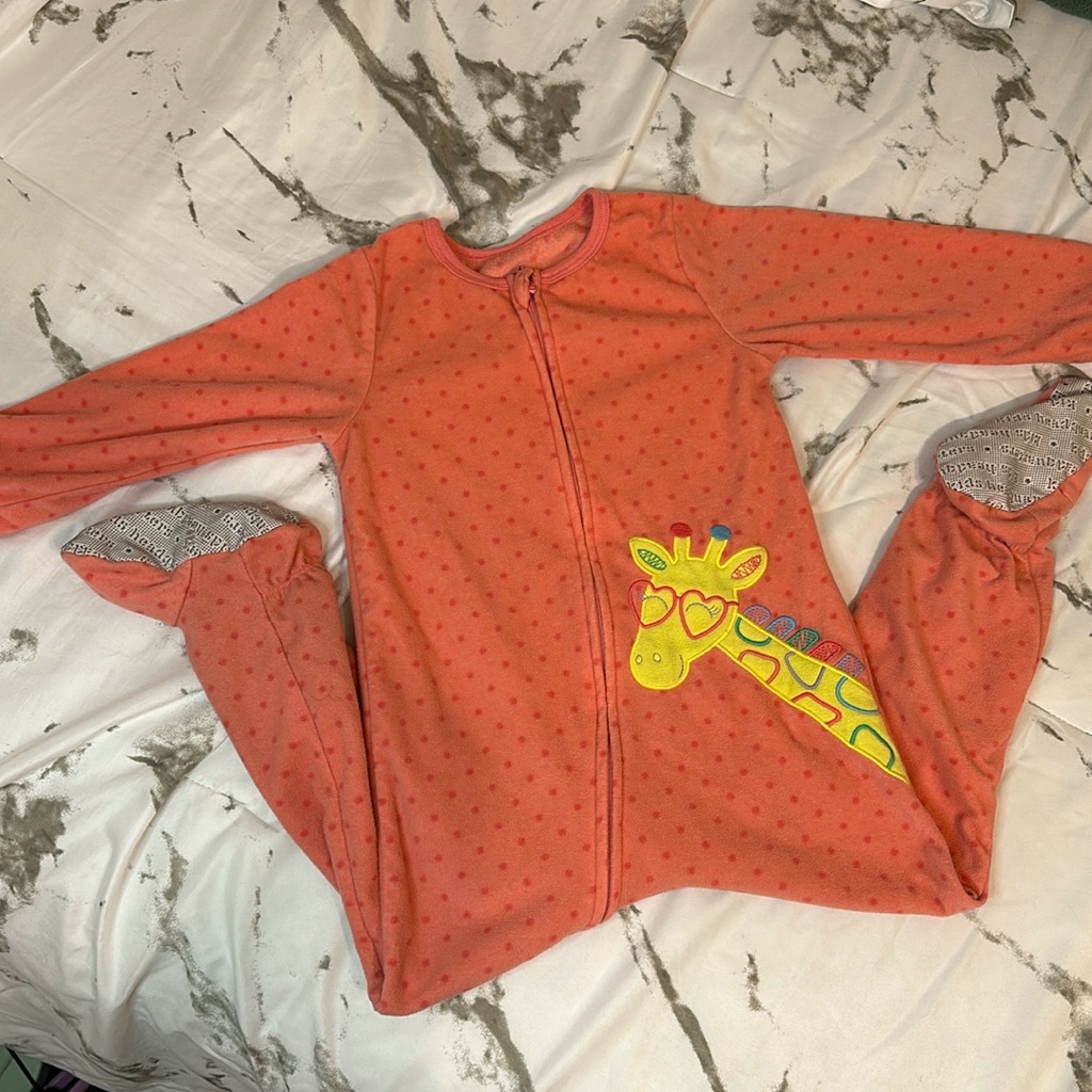 Giraffe Longsleeve Pajamas